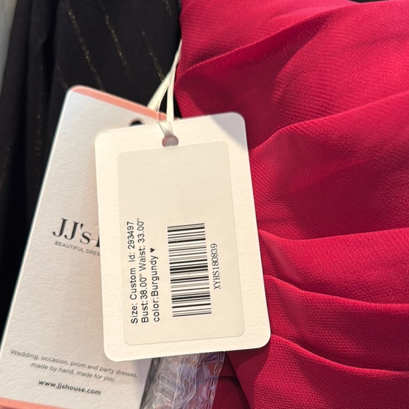 JJ’s House Elegant A-Line One-Shoulder Maxi Burgundy Dress - Picture 5 of 5